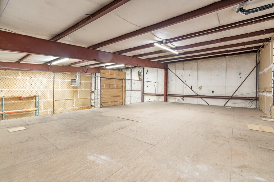 More Photos Of 1244 Calle de Comercio, Santa Fe Warehouse For Sale