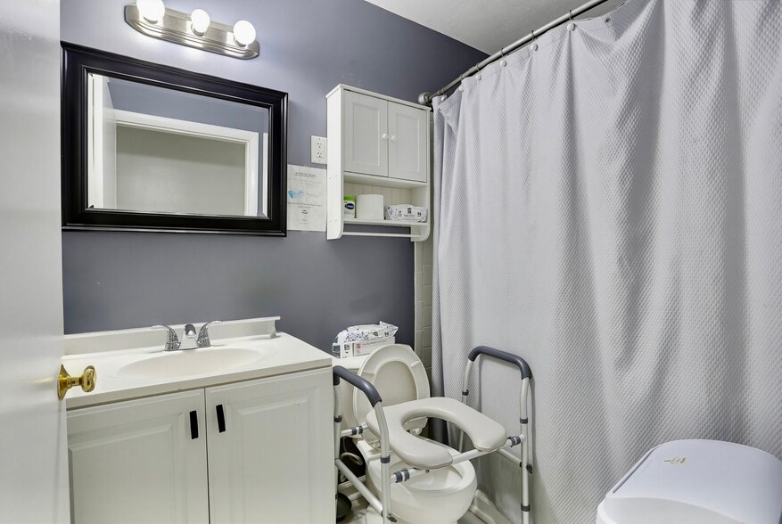 More Photos Of 515 Apple Grove Rd, Silver Spring Assisted Living For Sale