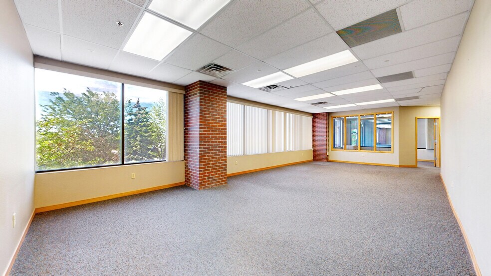 More Photos Of 2695 W Eisenhower Blvd, Loveland Office For Lease