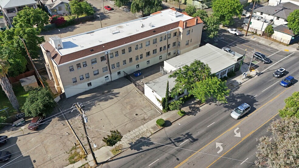 More Photos Of 1446 N Hunter St, Stockton Office For Sale