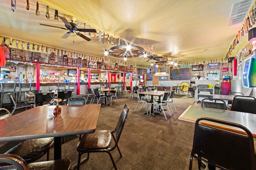 More Photos Of 6516 Old 27 N, Frederic General Retail For Sale