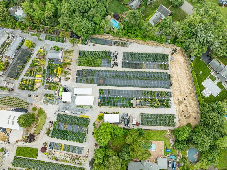 More Photos Of 185 N Country Rd, Mount Sinai Garden Center For Sale