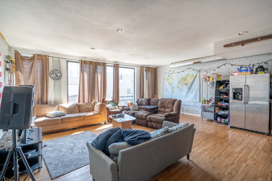 More Photos Of 31 Court St, Binghamton Storefront Retail Residential For Sale