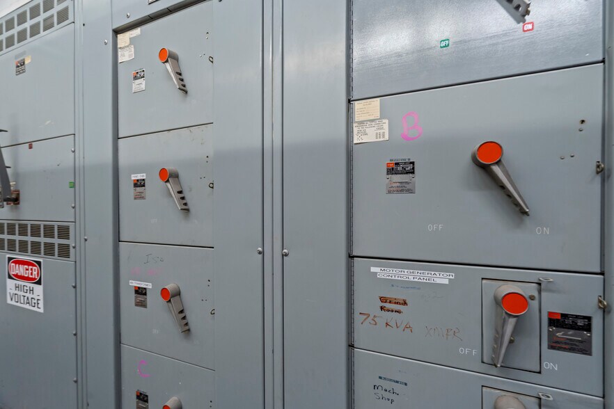 More Photos Of 4985 N 30th St, Colorado Springs Manufacturing For Sale