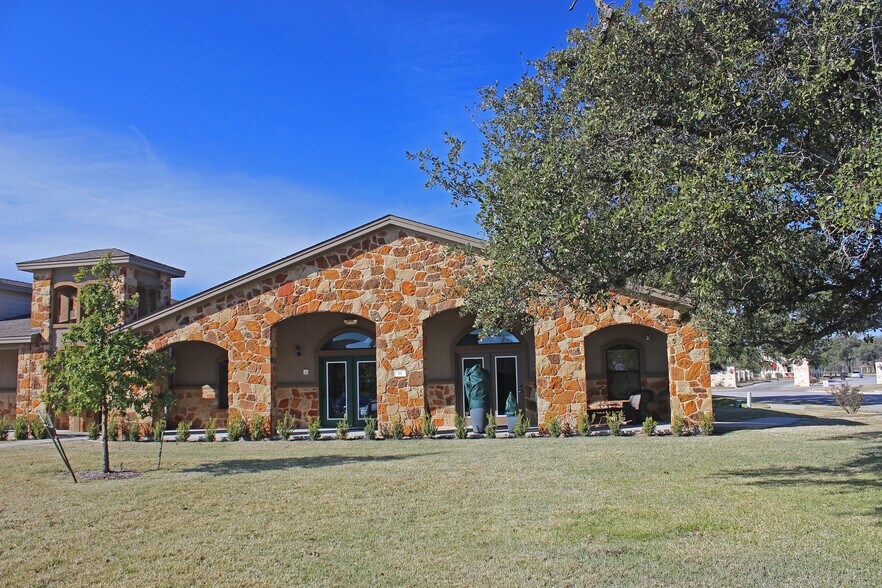 More Photos Of 2851 Joe Dimaggio Blvd, Round Rock Unknown For Lease