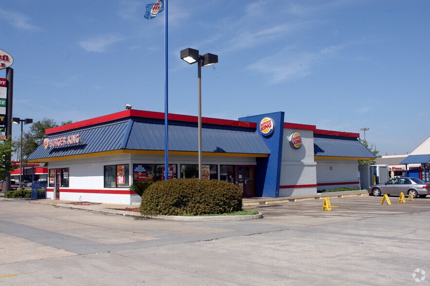 More Photos Of 7004 Siegen Ln, Baton Rouge General Retail For Lease