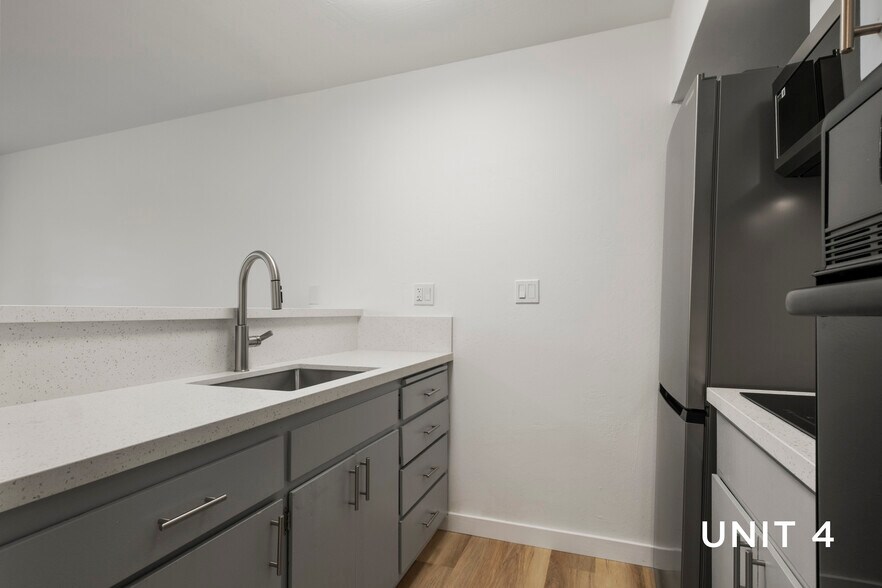More Photos Of 1700 Spruce St, Berkeley Apartments For Sale