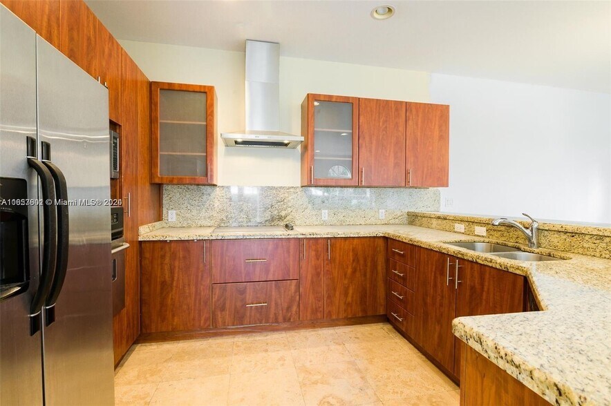 More Photos Of 716 SW 9th Ter, Fort Lauderdale Specialty For Sale