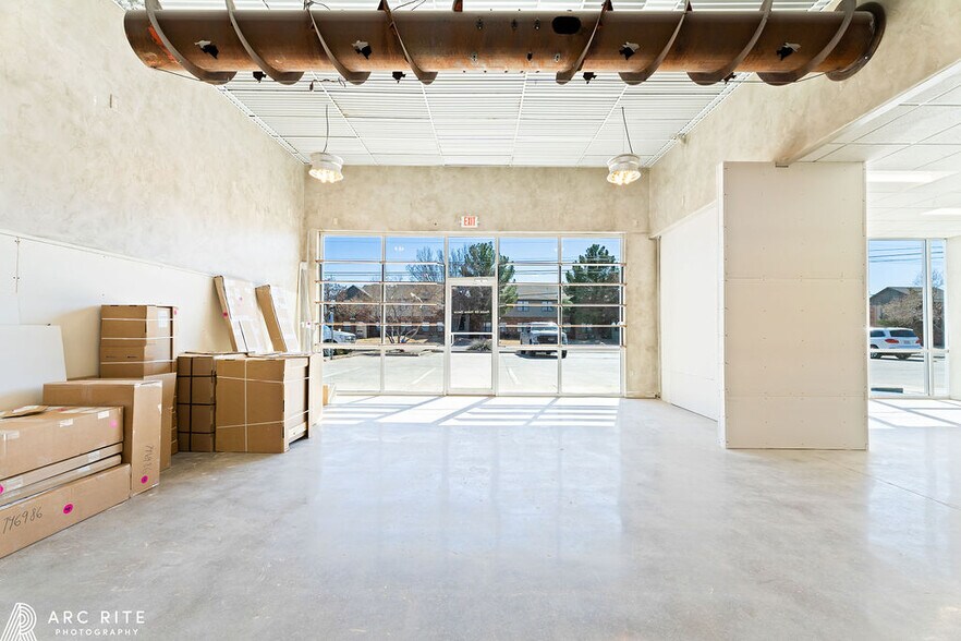 More Photos Of 5820 66th St, Lubbock Storefront Retail Office For Sale