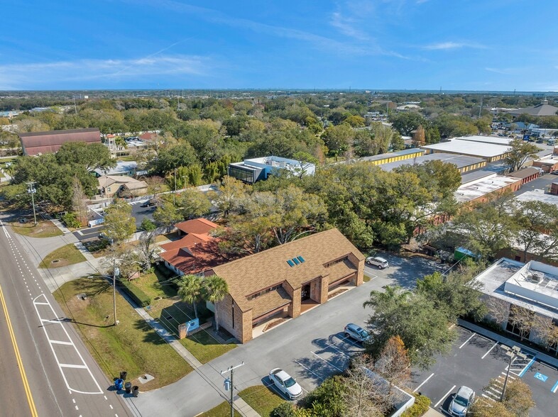 More Photos Of 2139 NE Coachman Rd, Clearwater Office For Sale