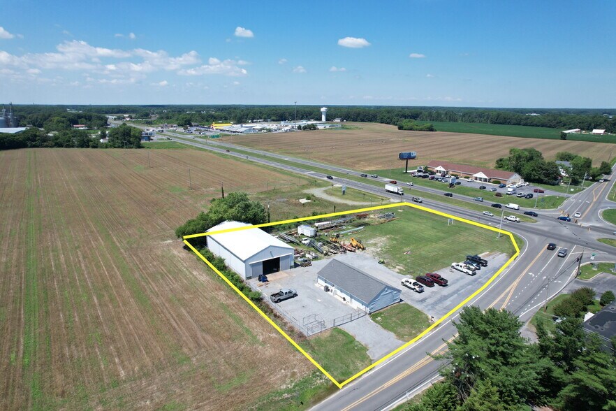 More Photos Of 11027 Delaware Ave, Laurel Land For Sale