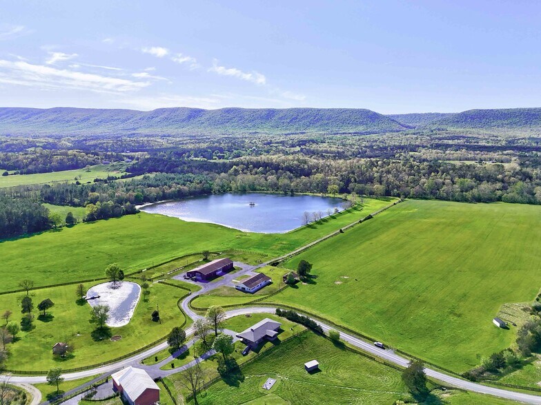 More Photos Of 1565 Seven Fountains Rd, Fort Valley Specialty For Sale