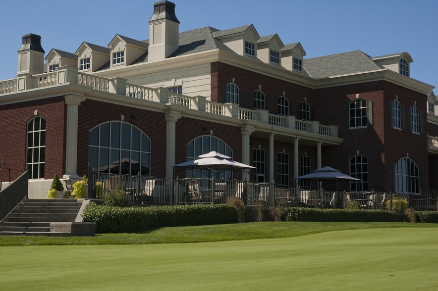 Primary Photo Of 1400 Terradyne Dr, Andover Golf Course Driving Range For Lease