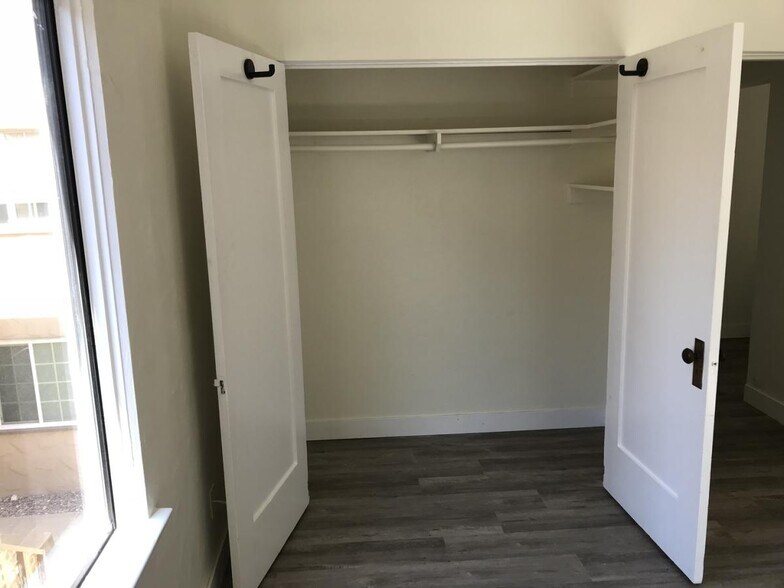 More Photos Of 3939 7th Ave, San Diego Apartments For Sale