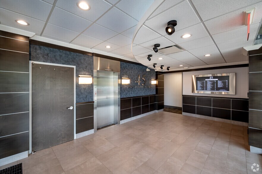 More Photos Of 45 N Station Plz, Great Neck Medical For Lease