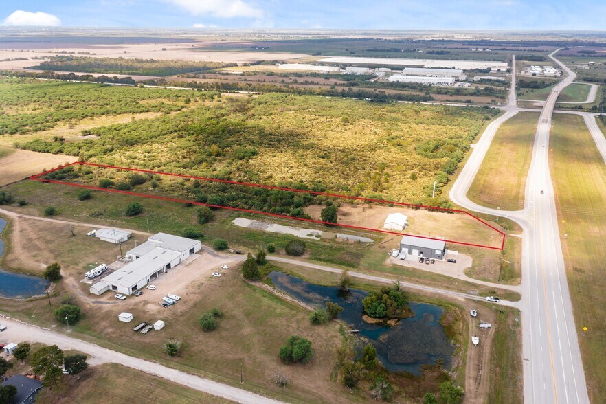 More Photos Of 1585 Patton Rd, Rosenberg Service For Sale