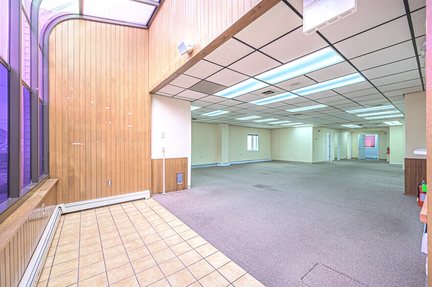 More Photos Of 2406 New Rd, Northfield Office For Sale