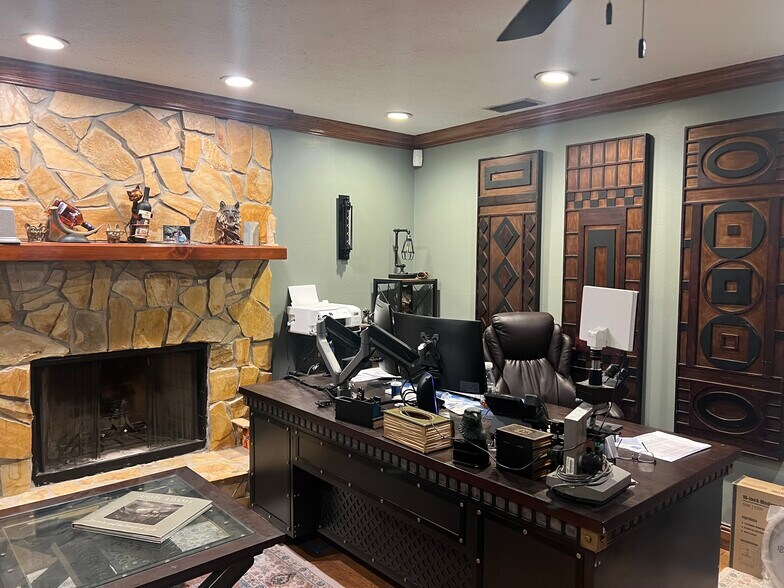 More Photos Of 124 Nevel Rd, Lutz Veterinarian Kennel For Sale