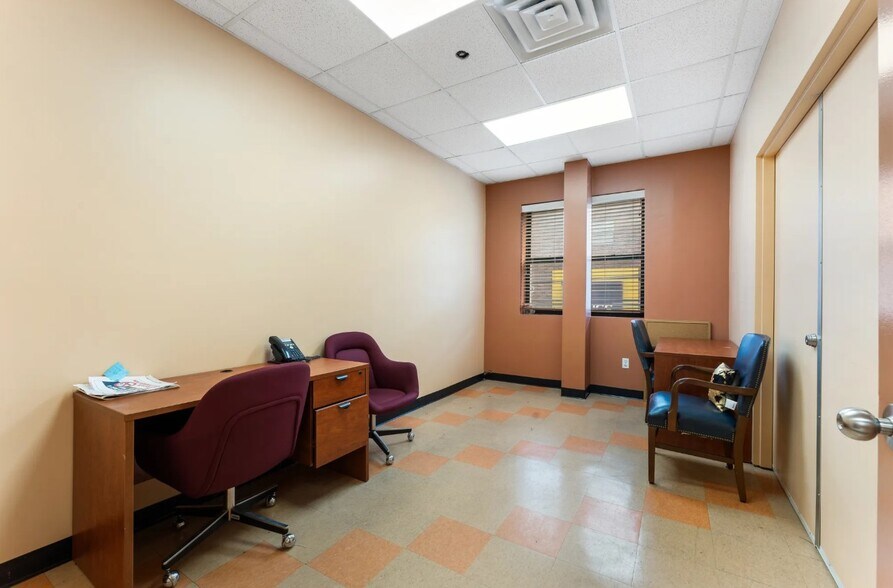 More Photos Of 1049 38th St, Brooklyn Schools For Lease