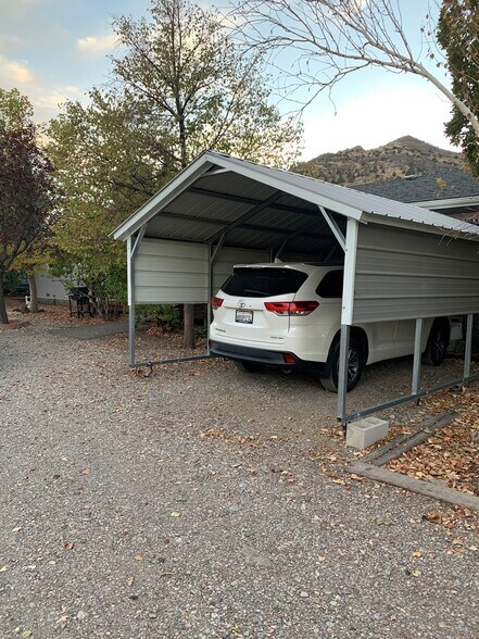 More Photos Of 62271 CA-299, Cedarville Hotel For Sale