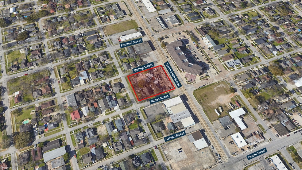More Photos Of 2009 N Main St, Houston Land For Sale