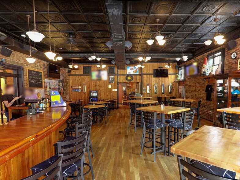 More Photos Of 280 Valley St, Scottsville Restaurant For Sale