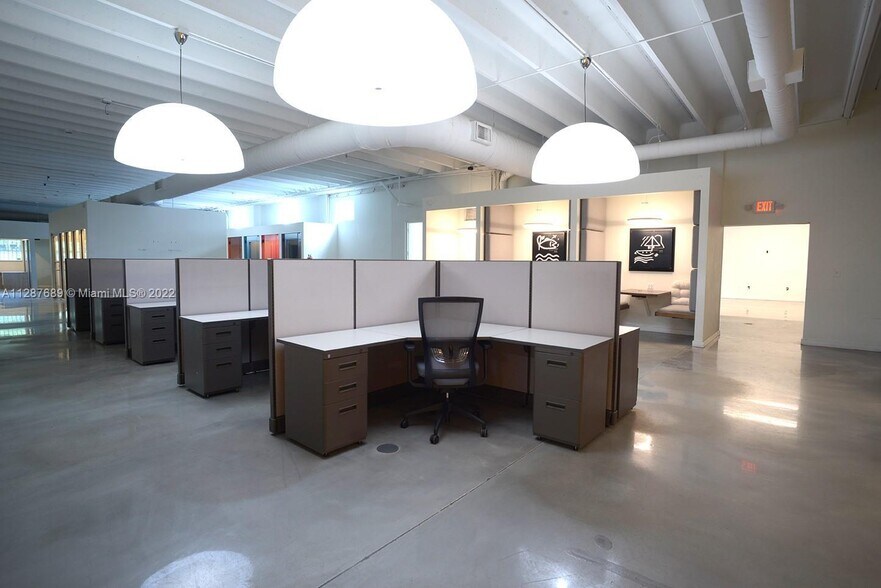More Photos Of 350-360 NE 60th St, Miami Loft Creative Space For Lease