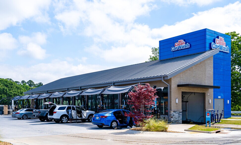 Primary Photo Of 4840 Atlanta Hwy, Loganville Carwash For Sale