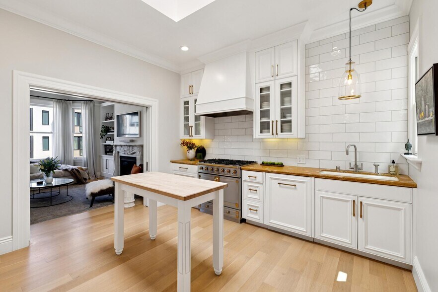 More Photos Of 3463 Sacramento St, San Francisco Storefront Retail Residential For Sale