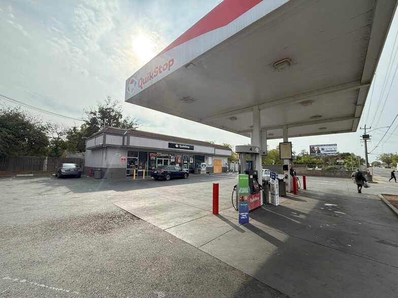 More Photos Of 3296 Marysville Blvd, Sacramento Convenience Store For Sale