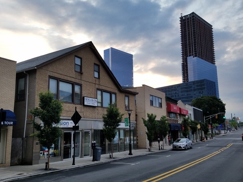 More Photos Of 215 Main St, Fort Lee Office For Sale