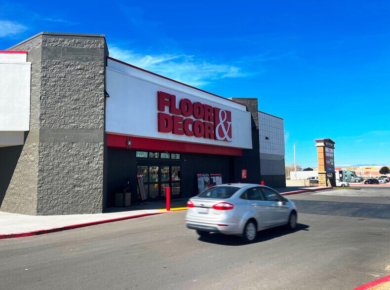 More Photos Of 44679 Valley Central Way, Lancaster General Retail For Sale