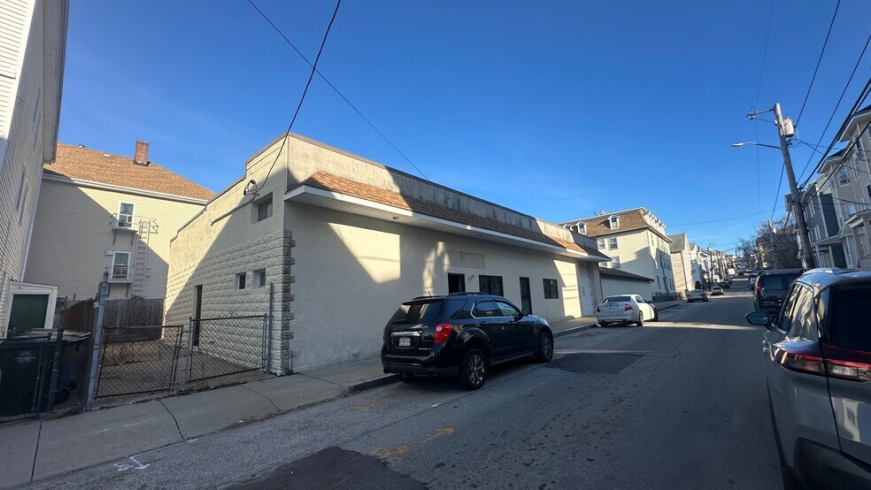 More Photos Of 330 William St, Fall River Storefront For Sale