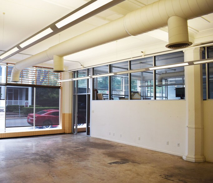 More Photos Of 317 Lexington Ave, San Antonio Apartments For Lease