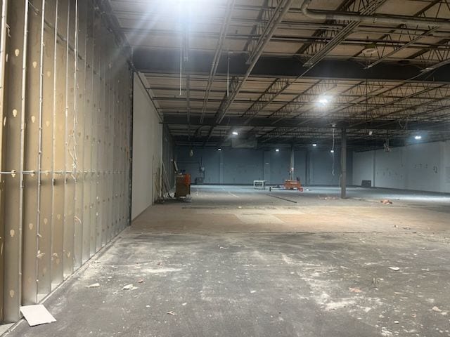 More Photos Of 606-622 Spring Garden St, Philadelphia Light Distribution For Lease