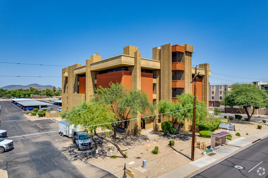 More Photos Of 1728 W Glendale Ave, Phoenix Medical For Sale