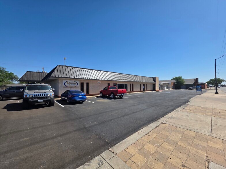 More Photos Of 3206-3212 34th St, Lubbock Storefront Retail Office For Lease