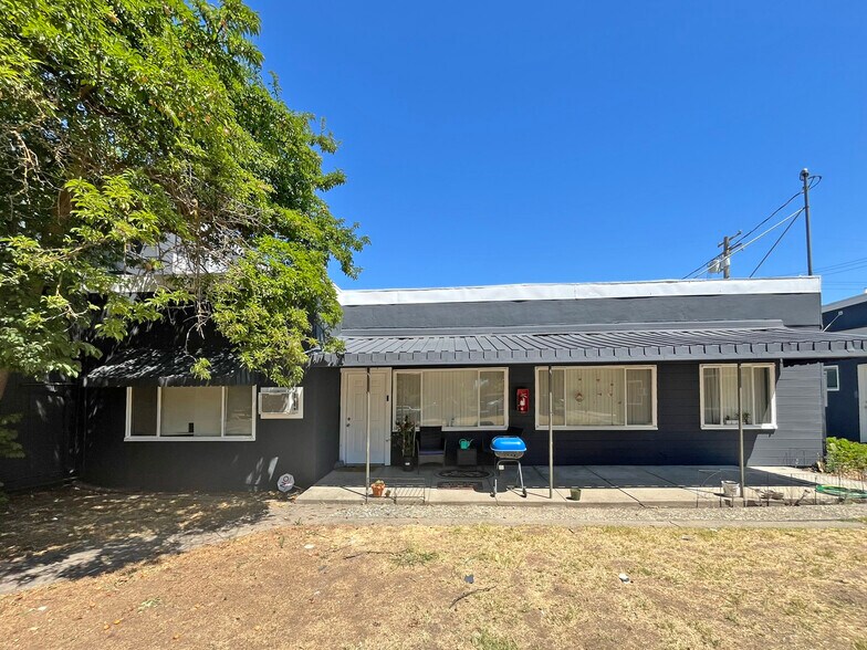 More Photos Of 2065-2081 15th Avenue, Sacramento Apartments For Sale