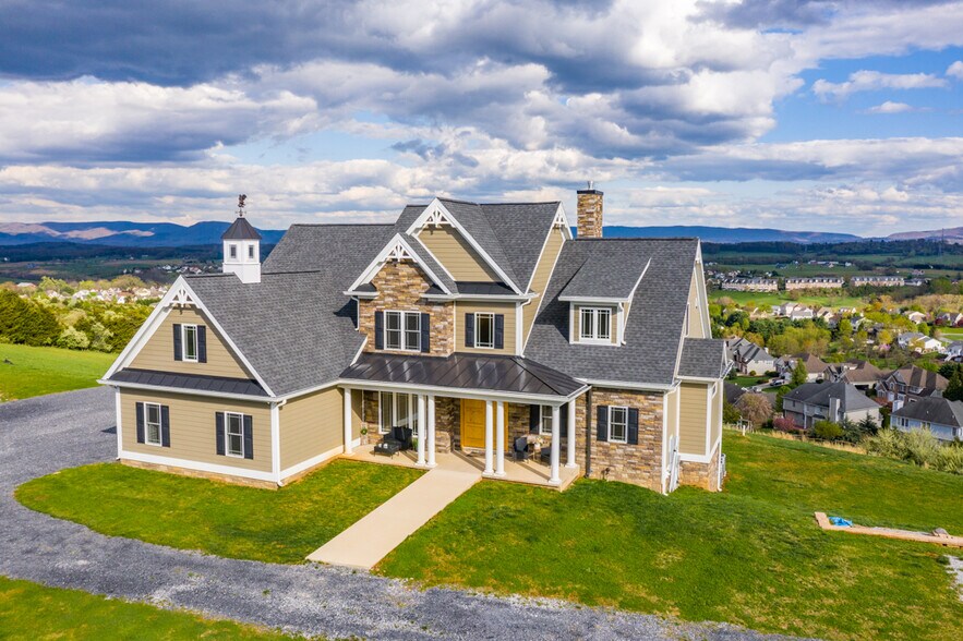 More Photos Of 243 Barrenridge rd, Staunton Specialty For Sale
