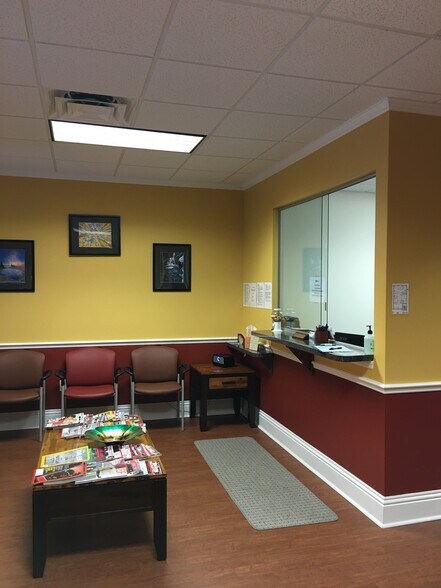 More Photos Of 1307 S International Pky, Lake Mary Office For Lease