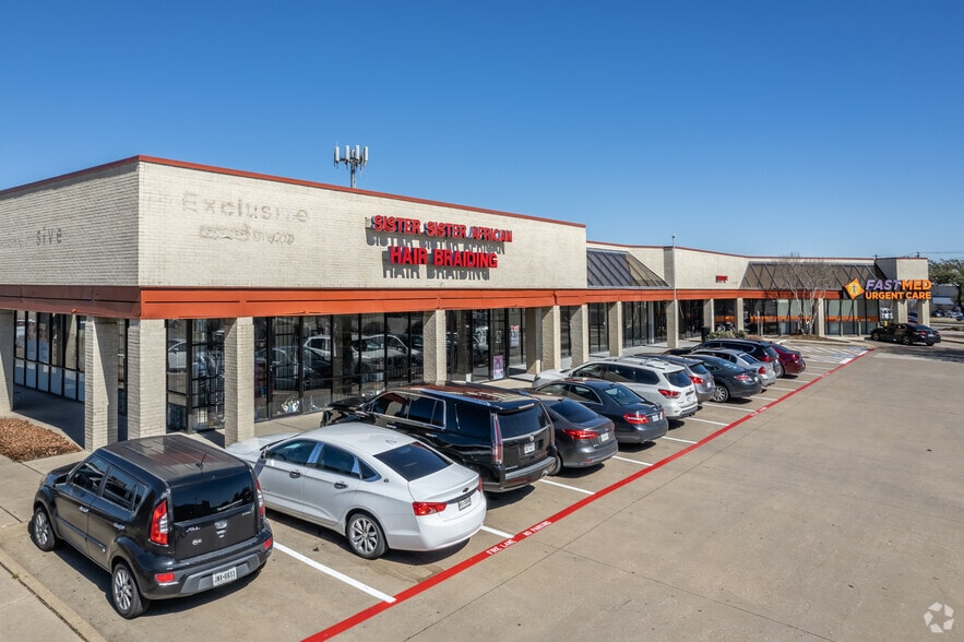 More Photos Of 1015 W Centerville Rd, Garland Unknown For Lease