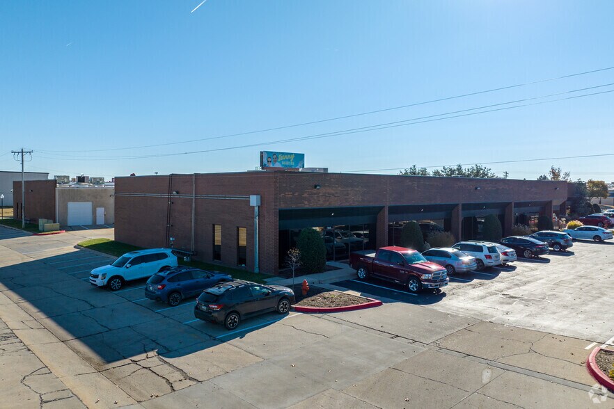More Photos Of 6125 W Reno Ave, Oklahoma City Unknown For Lease