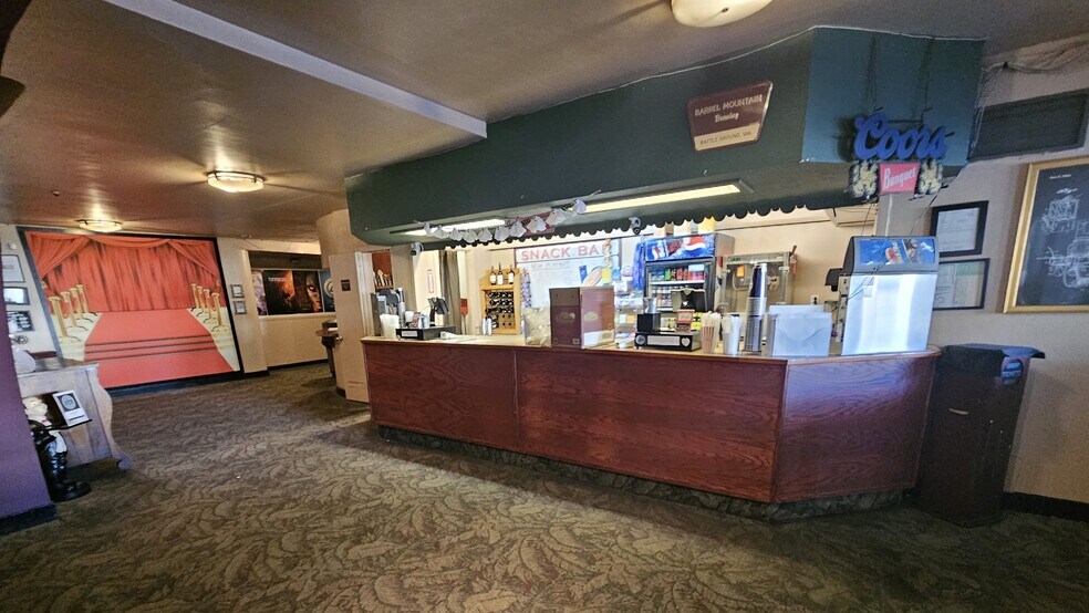 More Photos Of 214 Pacific Ave, Kelso General Retail For Sale