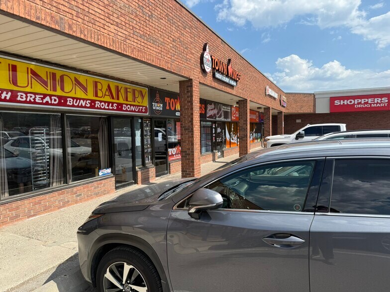 More Photos Of 261-301 Port Union Rd, Toronto Storefront For Lease