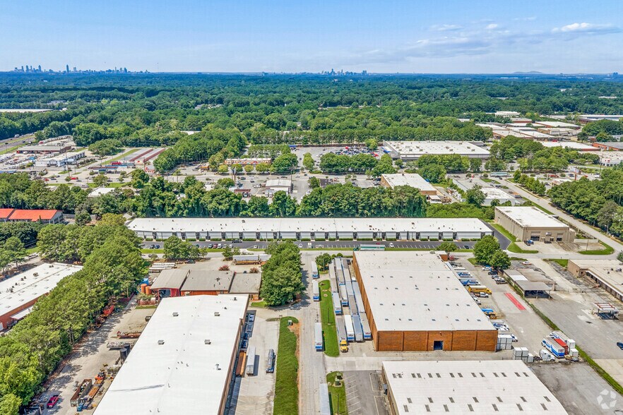 More Photos Of 1870-1908 Forge St, Tucker Distribution For Lease