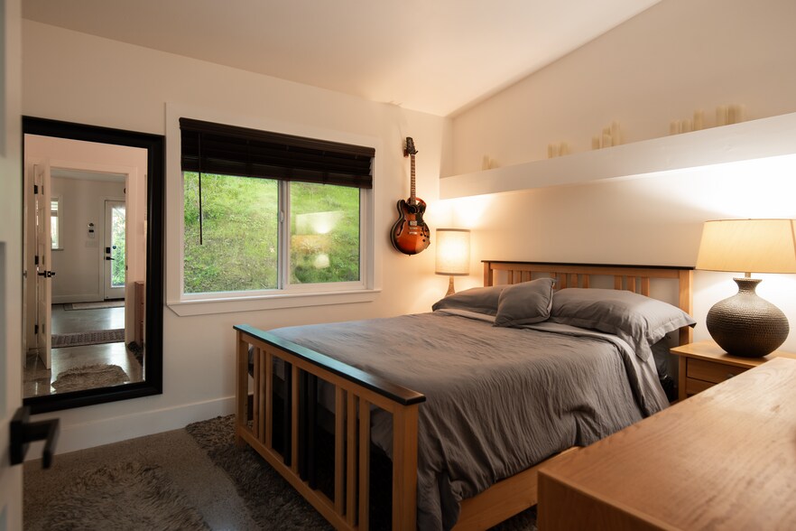 More Photos Of 22855 Chianti Rd, Cloverdale Apartments For Sale