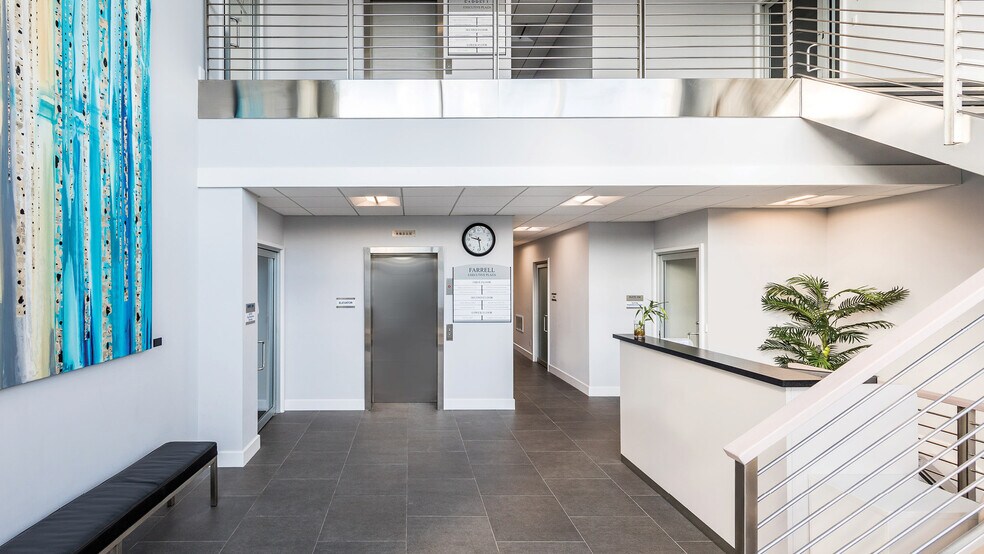 More Photos Of 425 County Road 39A, Southampton Office For Sale