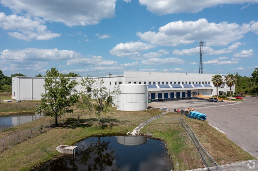 More Photos Of 2349 S Apopka Blvd, Apopka Warehouse For Sale