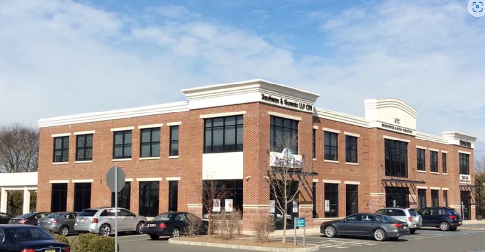More Photos Of 475 N Bridge St, Bridgewater Medical For Lease