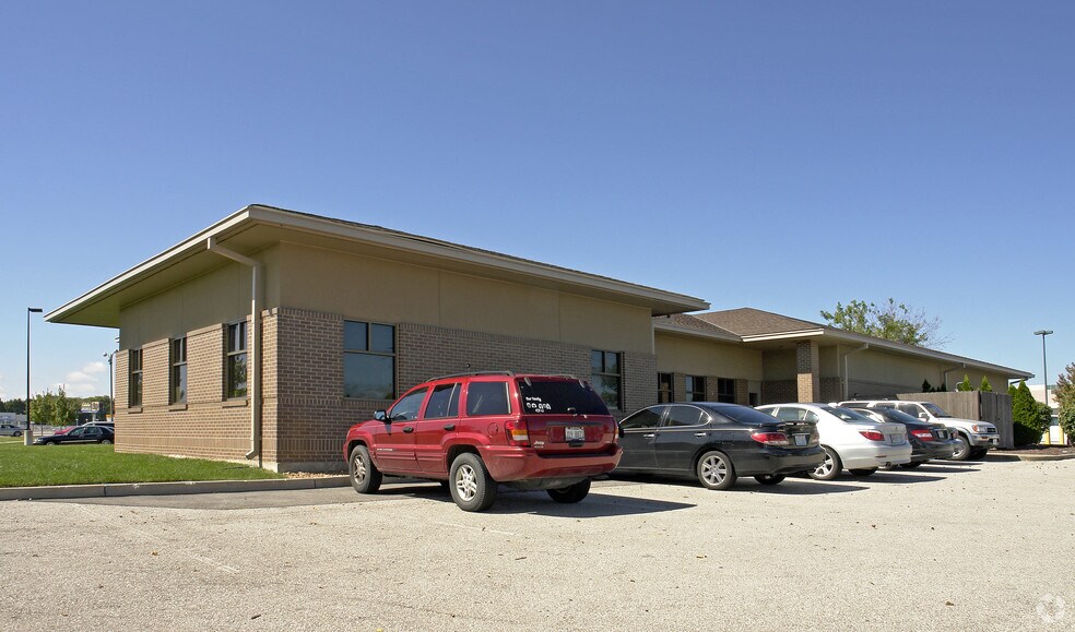 More Photos Of 100 Village Square Shop Ctr, Hazelwood Medical For Sale